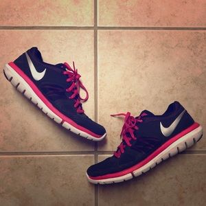Nike Flex sneakers